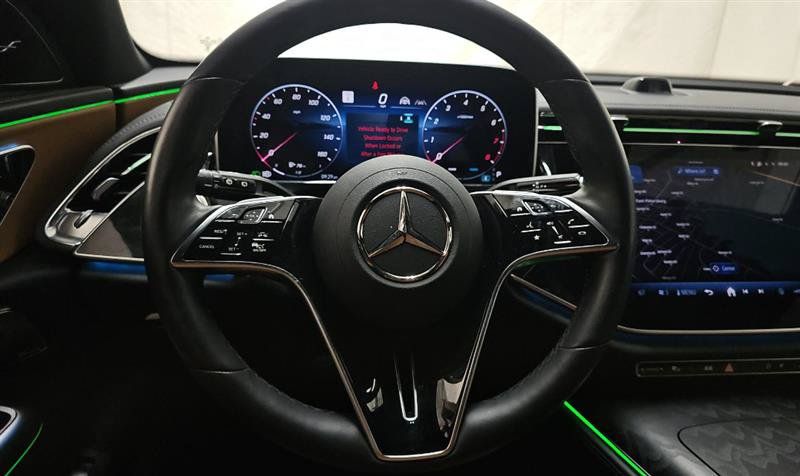 Used 2025 Mercedes-Benz E 450 4MATIC All-Terrain Wagon image 11