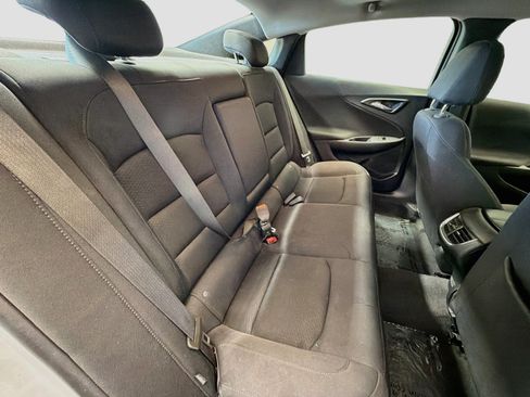 Used 2024 Chevrolet Malibu LT FWD image 17