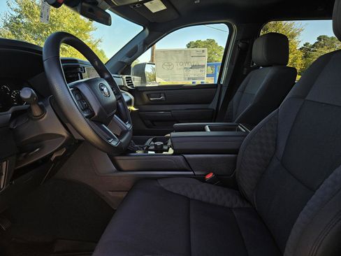 New 2026 Toyota Tundra SR5 image 8