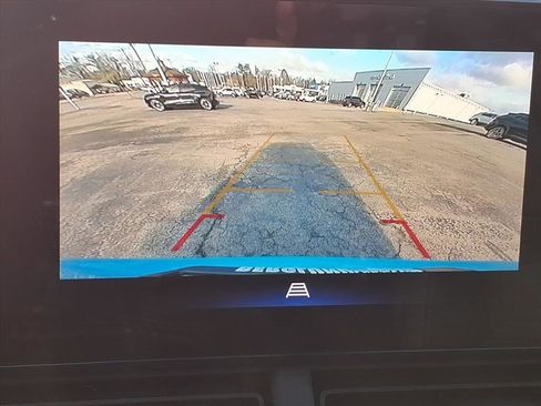 New 2026 Chevrolet Trax LT w/ Driver Confidence Package image 17