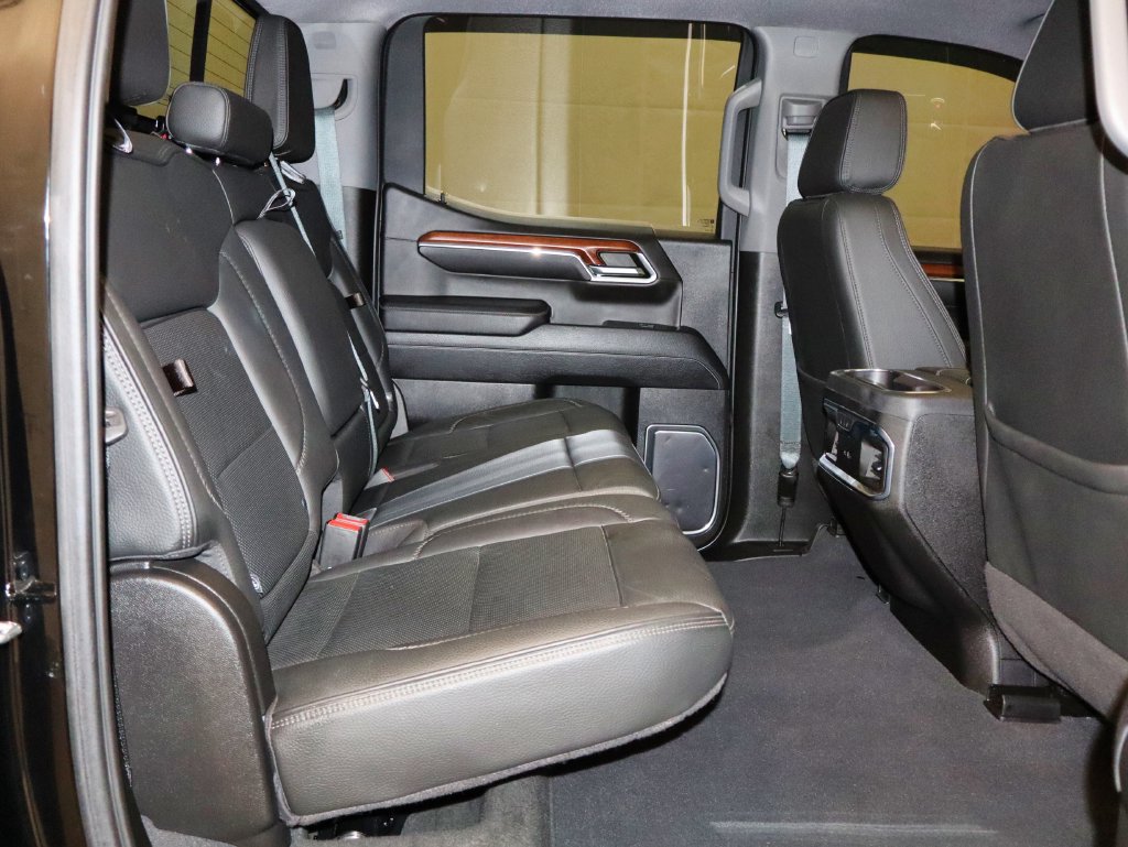 Used 2023 GMC Sierra 1500 Denali w/ Denali Reserve Package AWD/4WD image 42