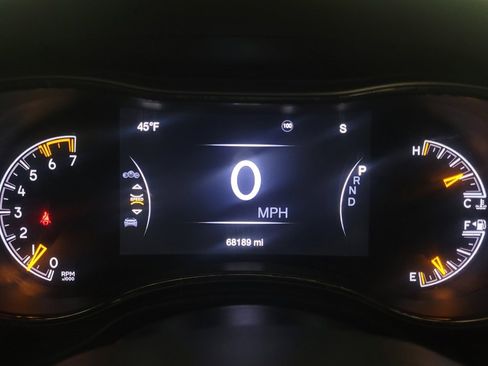 Used 2020 Jeep Grand Cherokee Limited X image 23