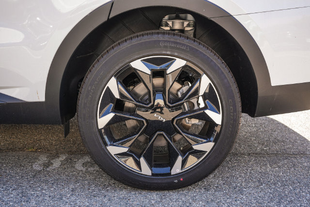 New 2026 Kia Sorento EX AWD/4WD image 18