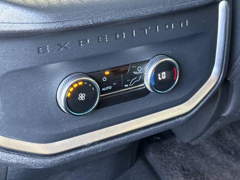 Used 2025 Ford Expedition Max Active image 14