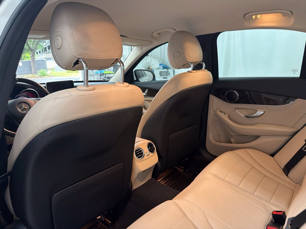 Used 2015 Mercedes-Benz C 300 Sedan image 22
