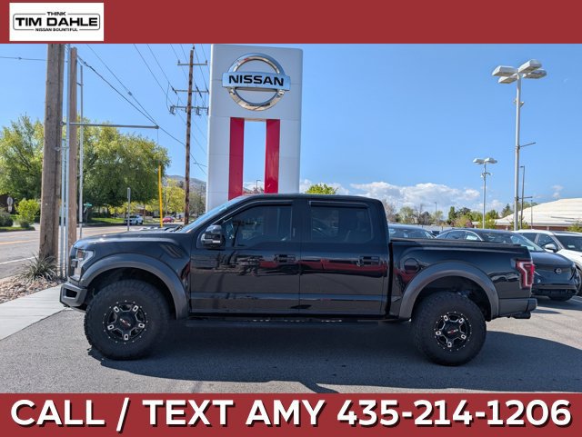 Used 2017 Ford F150 Raptor w/ Equipment Group 802A Luxury AWD/4WD image 1