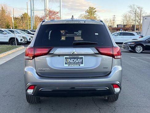 Used 2020 Mitsubishi Outlander LE AWD/4WD image 4