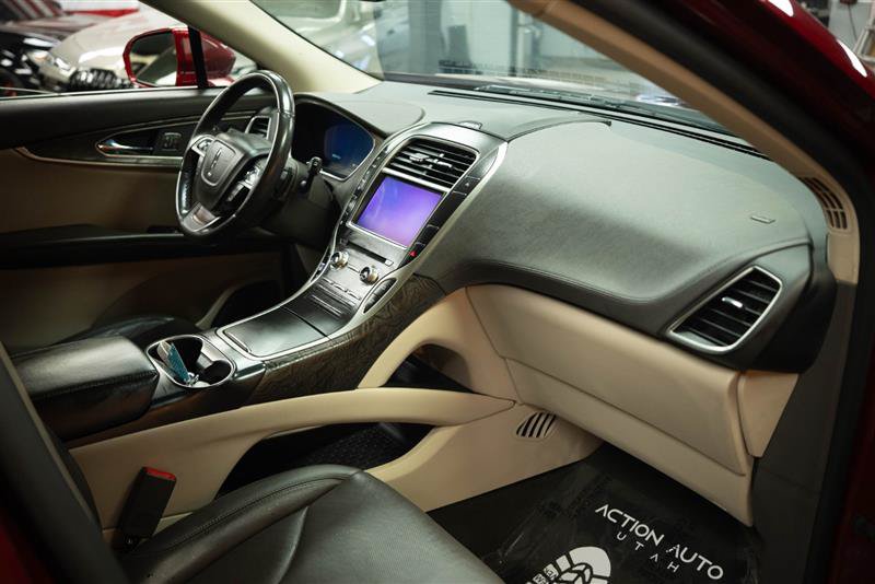 Used 2019 Lincoln Nautilus Reserve AWD/4WD image 15