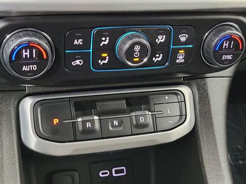 Used 2023 GMC Acadia SLE w/ Driver Convenience Package image 15