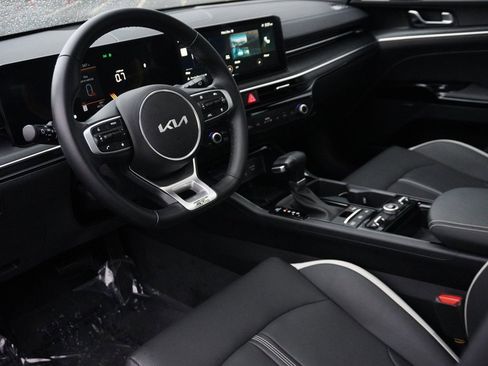 Used 2025 Kia K5 GT-Line w/ GT-Line Premium Package image 28