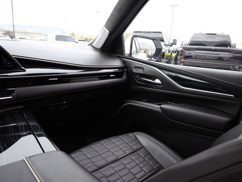 Used 2023 Cadillac Escalade V AWD/4WD image 24