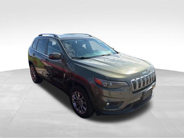 Used 2019 Jeep Cherokee Latitude Plus w/ Cold Weather Group AWD/4WD image 9