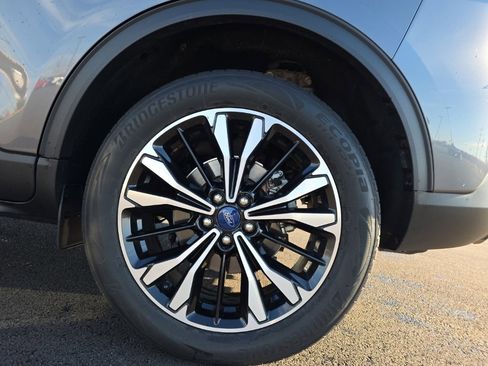 Used 2022 Ford Escape SEL w/ SEL Stealth AWD Package image 17