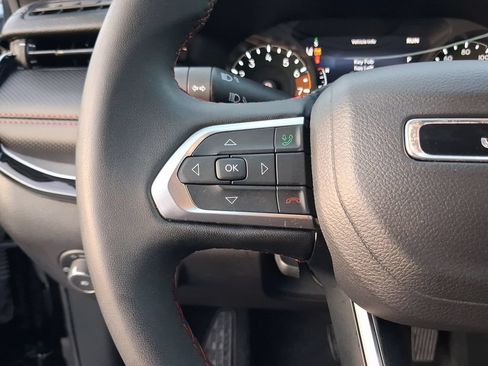Used 2024 Jeep Compass Trailhawk AWD/4WD image 22