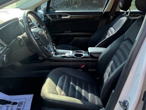 Used 2013 Ford Fusion SE FWD image 14