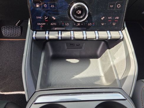 New 2026 GMC Terrain AT4 AWD/4WD image 19