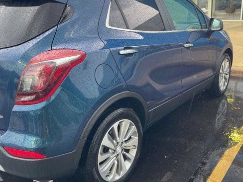 Used 2020 Buick Encore Preferred FWD image 3