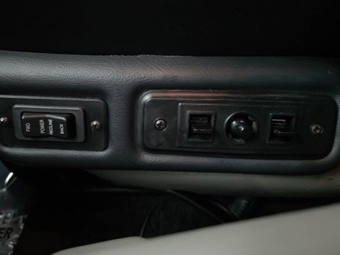 Used 2018 GMC Savana 2500 Extended w/ Enhanced Convenience Package RWD image 33
