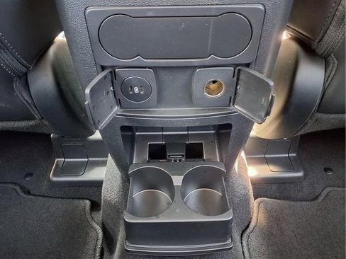 Used 2023 Ford Explorer XLT w/ Equipment Group 202A AWD/4WD image 14