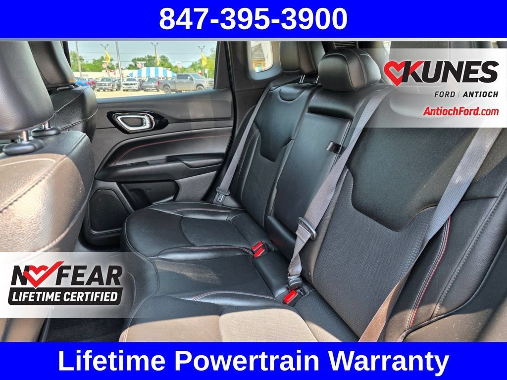 Used 2024 Jeep Compass Trailhawk AWD/4WD image 26