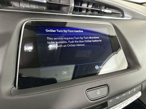 Certified 2023 Cadillac XT4 Luxury w/ Cold Weather Package image 17