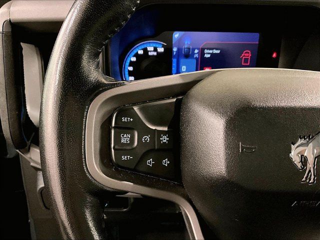 Used 2022 Ford Bronco Black Diamond AWD/4WD image 17
