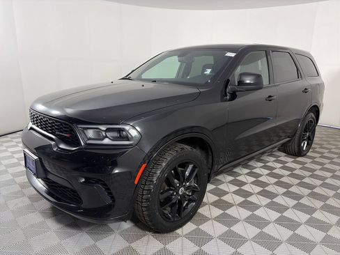Used 2023 Dodge Durango GT AWD/4WD image 3