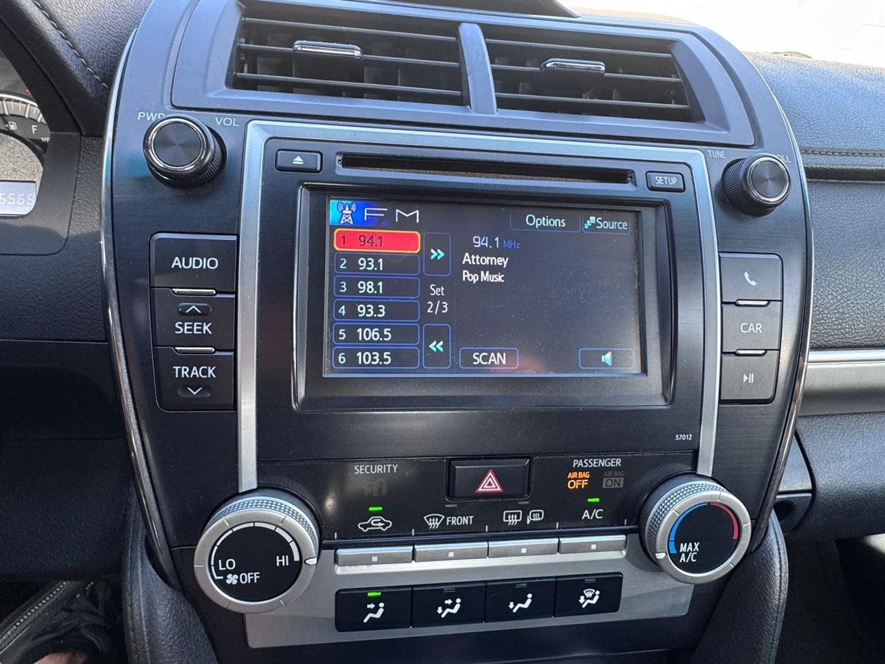 Used 2012 Toyota Camry SE FWD image 52