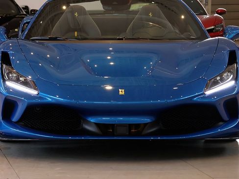 Certified 2021 Ferrari F8 Tributo image 25