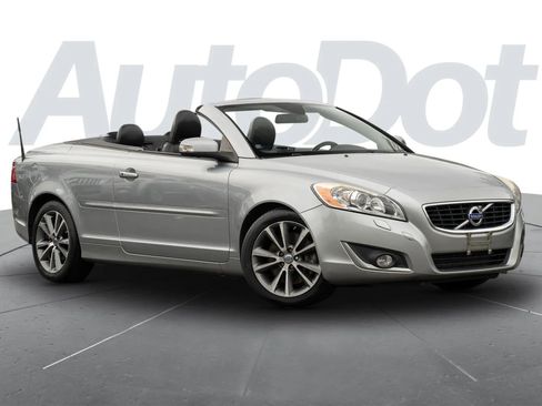 Used 2013 Volvo C70 T5 image 1