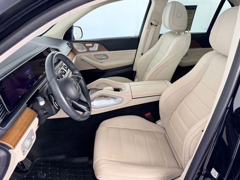 Used 2024 Mercedes-Benz GLE 350 4MATIC image 5