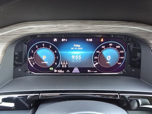 New 2026 Volkswagen Atlas SEL Premium R-Line image 23