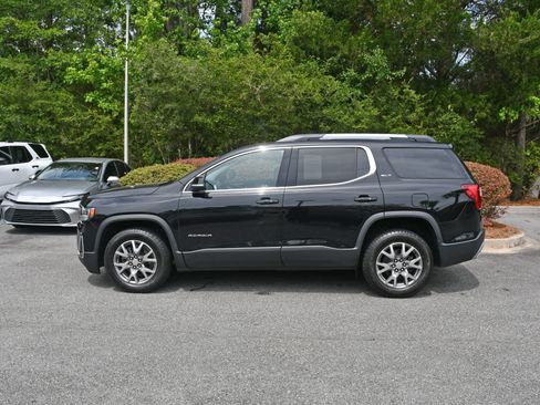 Used 2021 GMC Acadia SLT w/ LPO, Roadside Safety Package AWD/4WD image 2