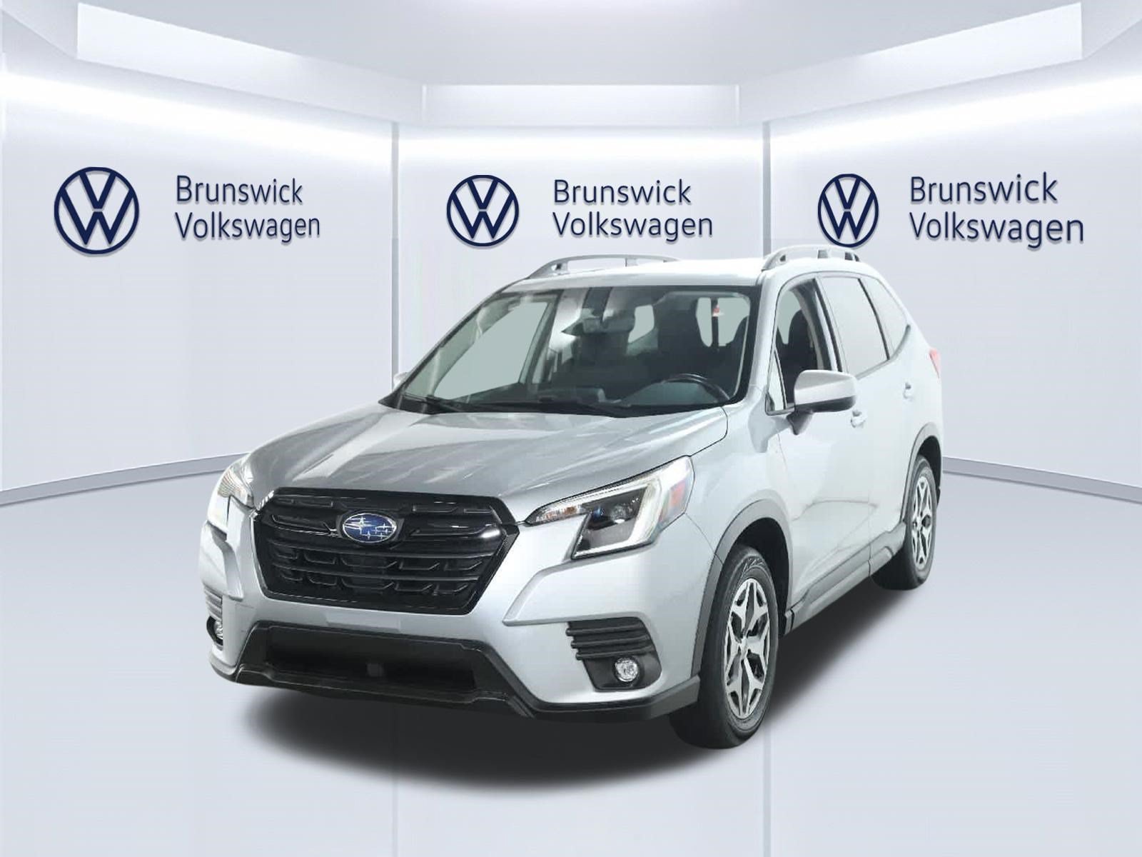 Certified 2024 Subaru Forester Premium AWD/4WD image 1