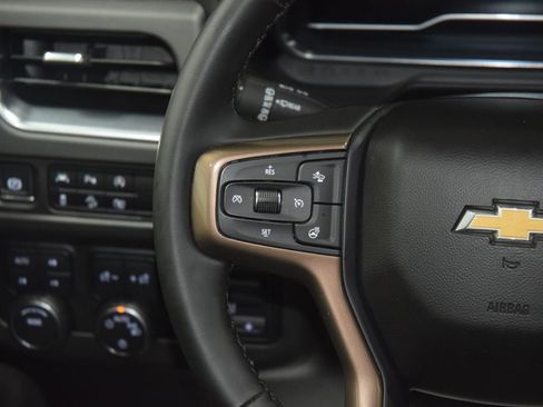 Used 2024 Chevrolet Tahoe High Country w/ Premium Package AWD/4WD image 36
