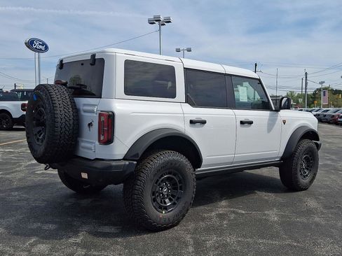 New 2026 Ford Bronco Badlands AWD/4WD image 4