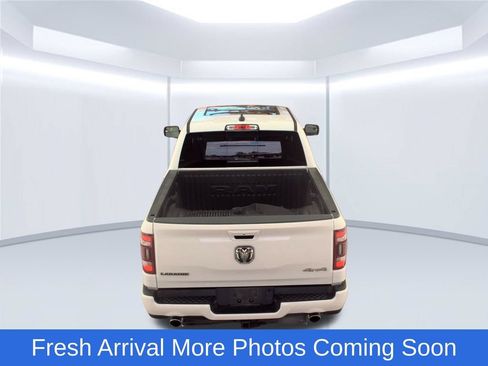 Used 2023 RAM 1500 Laramie AWD/4WD image 5