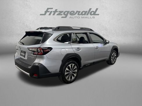 Used 2025 Subaru Outback Limited XT image 8
