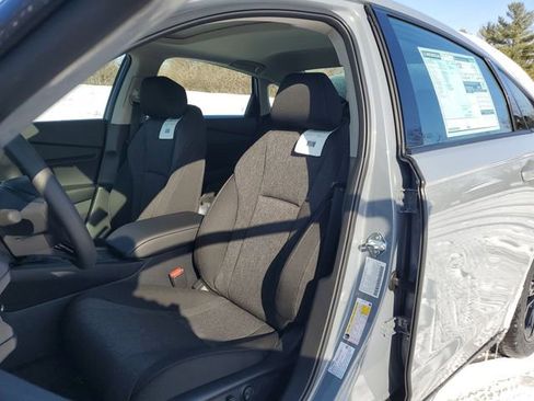 New 2025 Honda Accord SE image 19