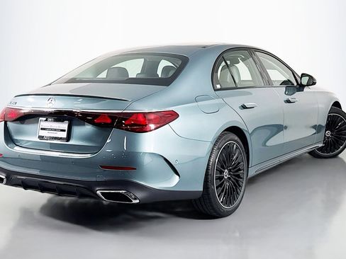 New 2026 Mercedes-Benz E 350 Sedan image 11