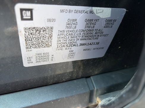 Used 2021 GMC Yukon Denali w/ Denali Premium Package image 14