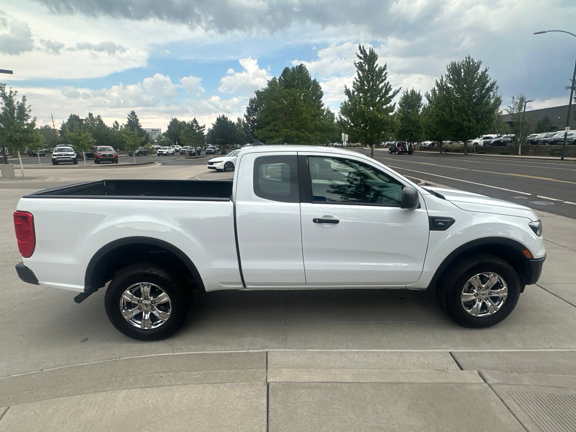 Used 2023 Ford Ranger XL RWD image 6