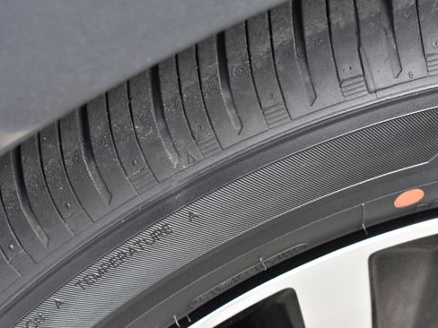 Used 2024 Honda Civic LX image 11