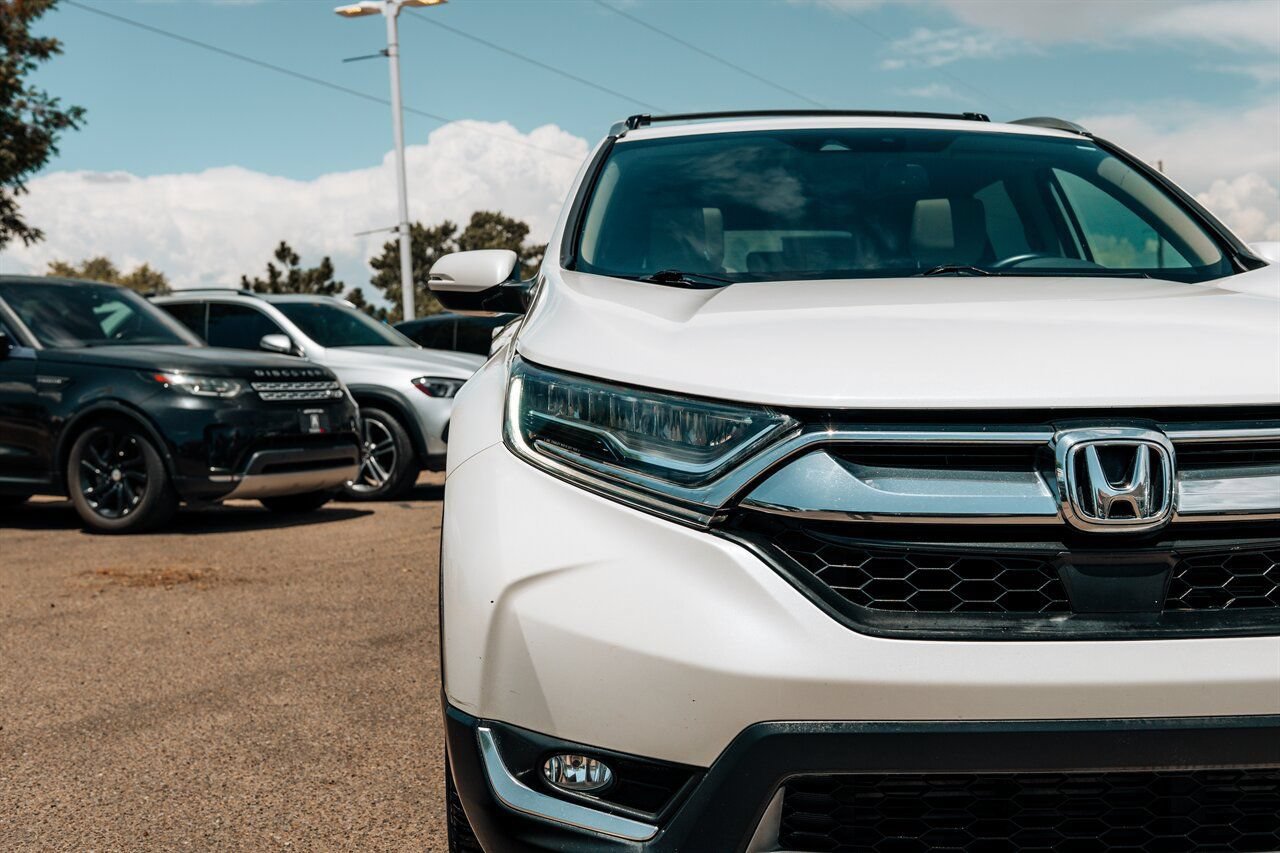 Used 2017 Honda CR-V Touring image 9