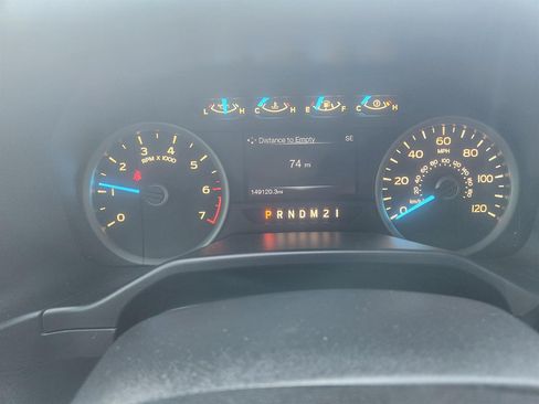 Used 2015 Ford F150 XLT w/ Equipment Group 301A Mid AWD/4WD image 7