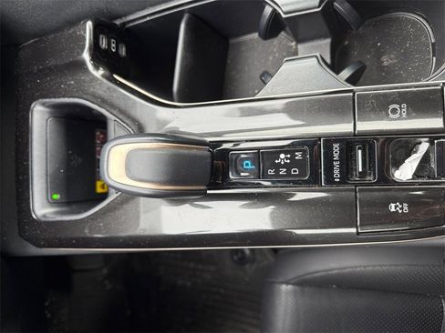 Used 2024 Toyota Crown Platinum image 20