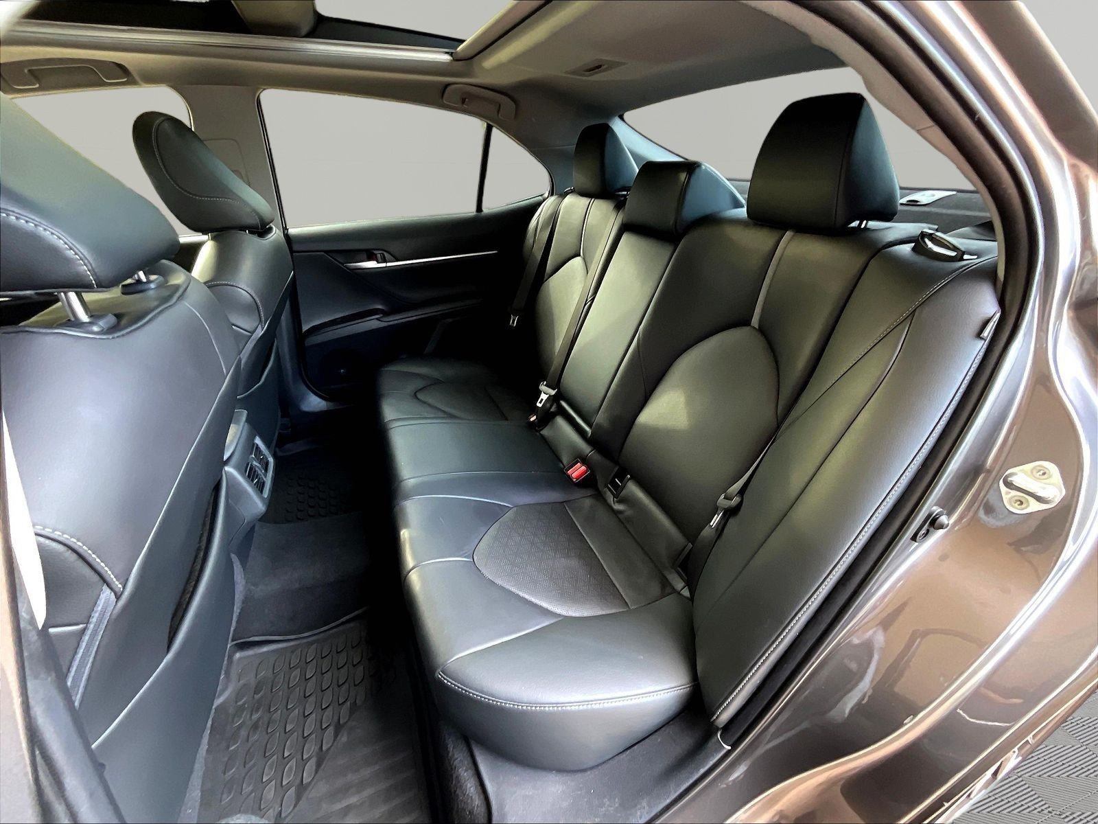 Used 2021 Toyota Camry XSE FWD image 22