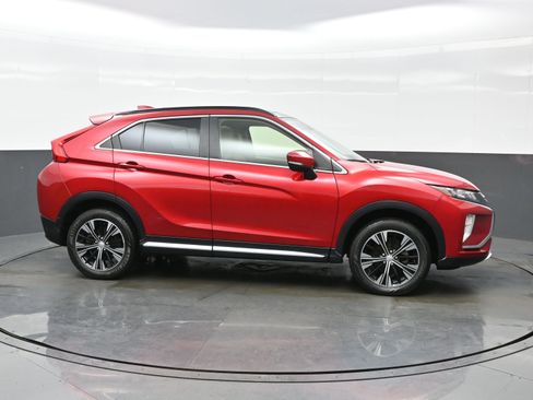 Used 2019 Mitsubishi Eclipse Cross SE image 7