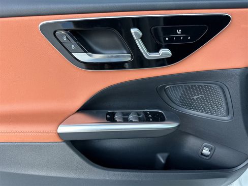 New 2025 Mercedes-Benz C 300 4MATIC Sedan image 11