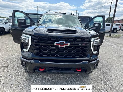 Used 2025 Chevrolet Silverado 2500 ZR2 AWD/4WD image 36